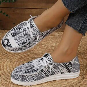 Canvas Print Slip-Ons Round Toe Shoes